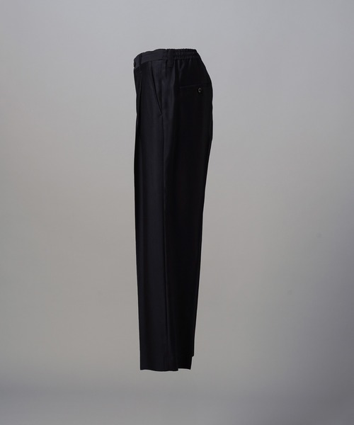 MAISON SPECIAL(メゾンスペシャル)の「《UNISEX》Silk Wool One-tuck Tapered Slacks/シルクウールワンタックテーパードスラックス【MAISON SPECIAL/メゾンスペシャル】■セットアップ対応■(スラックス・メンズ・ネイビー/ブラック・2/1/0)」の19枚目の写真