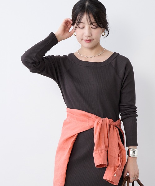 MICA&DEAL（マイカ＆ディール）の「カットリブロングワンピース（ワンピース・レディース・グレイッシュベージュ/ブラック/チャコールグレー・FREE）」の18枚目の写真