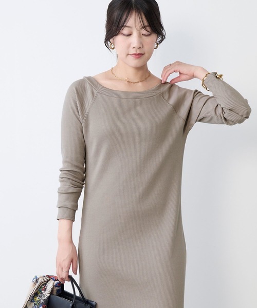 MICA&DEAL（マイカ＆ディール）の「カットリブロングワンピース（ワンピース・レディース・グレイッシュベージュ/ブラック/チャコールグレー・FREE）」の5枚目の写真