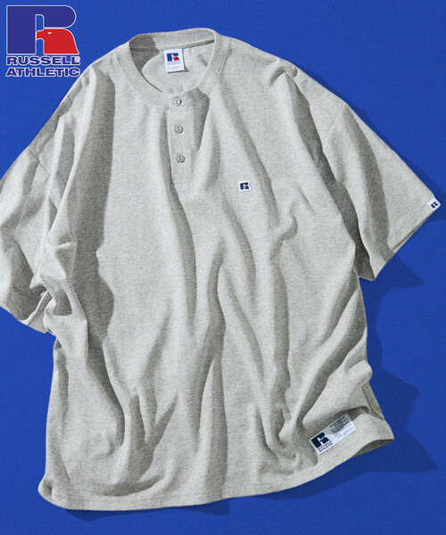 Russell Athletic(ラッセルアスレティック)の「限定展開 RUSSELL ATHLETIC×FREAK'S STORE ラッセル アスレチック 別注 ビッグシルエット ワンポイントロゴ ヘンリーネック Tシャツ(Tシャツ/カットソー・メンズ・ホワイト/ネイビー/ブラック/杢グレー・LARGE/MEDIUM/SMALL)」の7枚目の写真