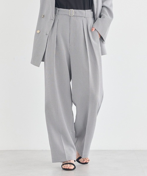 earth music&ecology（アースミュージックアンドエコロジー）の「アソートツータックベルトパンツ（スラックス・レディース・チェック/ネイビー/ホワイト系その他2・M/S）」の4枚目の写真