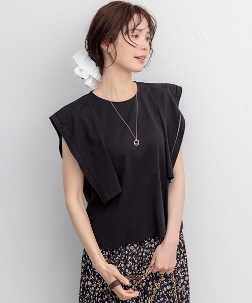 組曲 S(クミキョク チイサイサイズ)の「プレーティング天竺 フレアスリーブカットソー(Tシャツ/カットソー・レディース・ホワイト系/ブラック系/ライトグレー系・S2)」の2枚目の写真