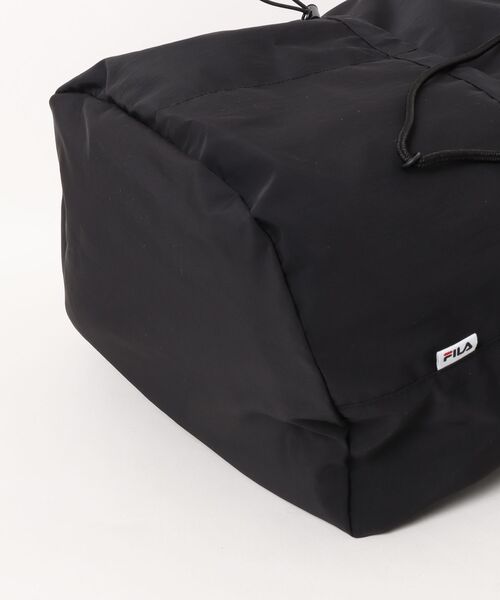 FILA（フィラ）の「FILA（フィラ）ナイロン マルチウェイリュックサック/ナップサック ワンショルダー（バックパック/リュック・メンズ・チャコールグレー/ブラック/ライトグレー・FREE）」の5枚目の写真