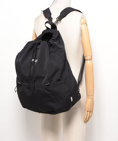 FILA（フィラ）の「FILA（フィラ）ナイロン マルチウェイリュックサック/ナップサック ワンショルダー（バックパック/リュック・メンズ・チャコールグレー/ブラック/ライトグレー・FREE）」の7枚目の写真