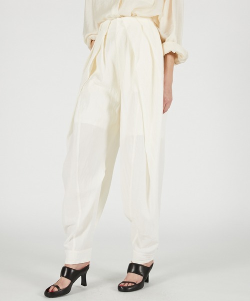 PRANK PROJECT(プランクプロジェクト)の「【2026Summer Pre-Order】タックフォルムボリュームパンツ / Tuck Form Volume Pants(その他パンツ・レディース・ホワイト/ブラック・36/38)」の18枚目の写真