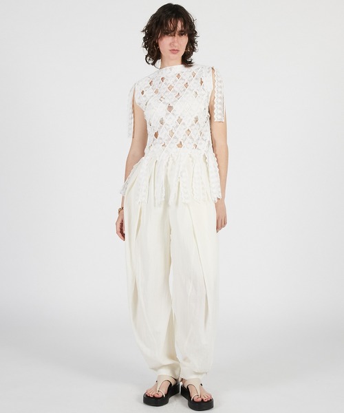 PRANK PROJECT(プランクプロジェクト)の「【2026Summer Pre-Order】タックフォルムボリュームパンツ / Tuck Form Volume Pants(その他パンツ・レディース・ホワイト/ブラック・36/38)」の14枚目の写真