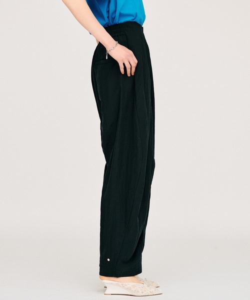PRANK PROJECT(プランクプロジェクト)の「【2026Summer Pre-Order】タックフォルムボリュームパンツ / Tuck Form Volume Pants(その他パンツ・レディース・ホワイト/ブラック・36/38)」の8枚目の写真