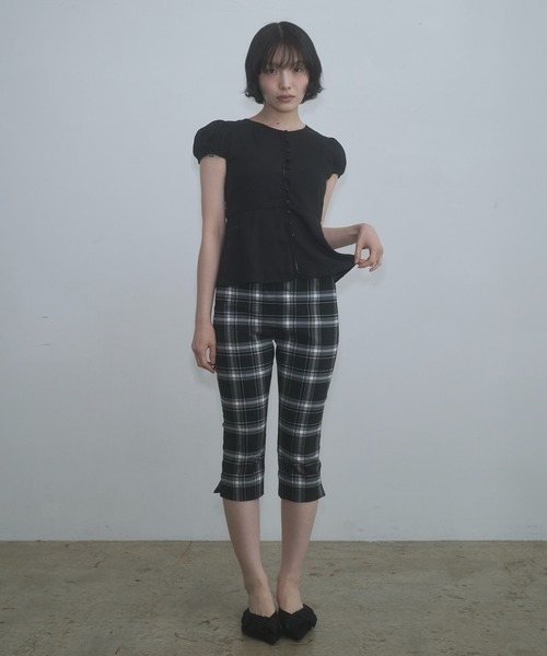 FEKETE(フェケテ)の「stretch capri pants / ストレッチカプリパンツ(その他パンツ・レディース・ブラック/プラム/チェック・MEDIUM/SMALL/LARGE)」の22枚目の写真