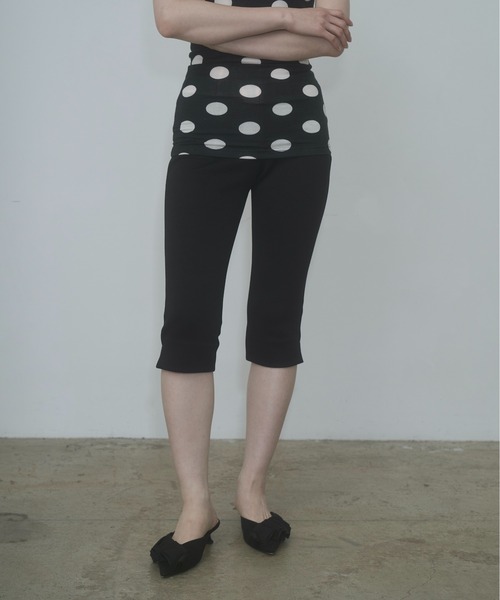 FEKETE(フェケテ)の「stretch capri pants / ストレッチカプリパンツ(その他パンツ・レディース・ブラック/プラム/チェック・MEDIUM/SMALL/LARGE)」の8枚目の写真
