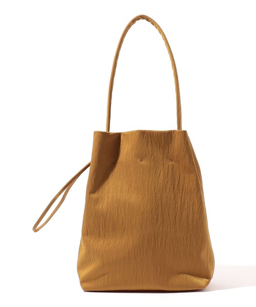MARY AL TERNA(メアリオルターナ)の「MARY AL TERNA WRAPPING ワンショルダートートバック(トートバッグ・レディース・ブラック/キャメル・FREE)」の2枚目の写真