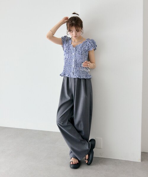 mystic（ミスティック）の「シャーリングフレンチブラウス（シャツ/ブラウス・レディース・オフホワイト/ブラック/レッド/ネイビー・FREE）」の12枚目の写真