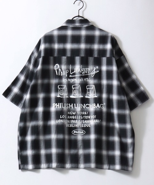 SITRY（シトリー）の「Philip Lumbang/フィリップ・ランバン オーバーサイズ バックプリント ワンポイント刺繍 オンブレチェック 半袖シャツ（シャツ/ブラウス・メンズ・ホワイト/ブラック・XL/L/M）」の6枚目の写真