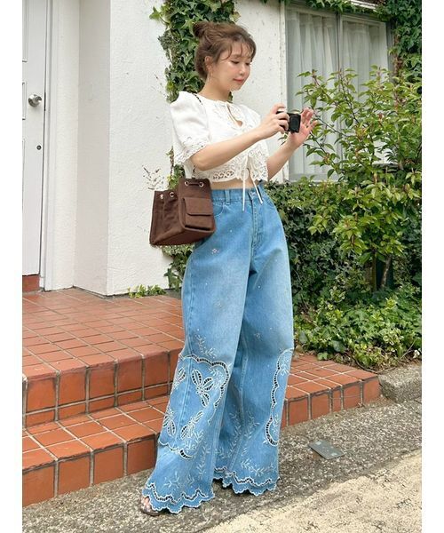 L.B CANDY STOCK]カットワークビジューデニムパンツ（デニムパンツ