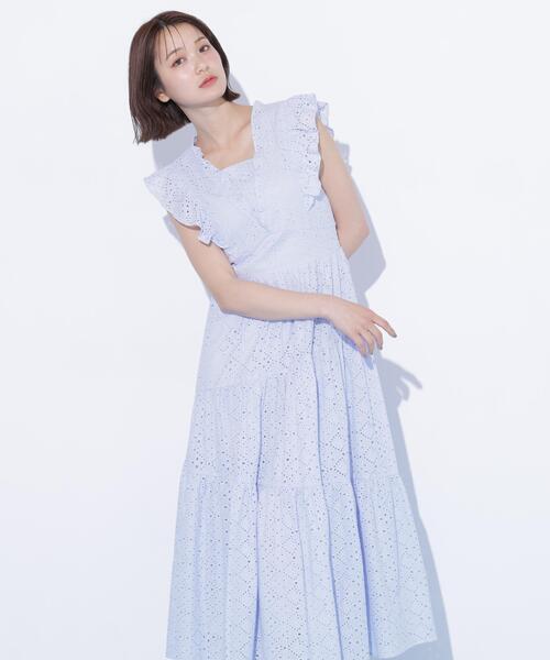 JILL by JILL STUART(ジルバイジルスチュアート)の「カットワークティアードワンピース(ワンピース・レディース・ブルー/ブラック/ホワイト・FREE)」の10枚目の写真