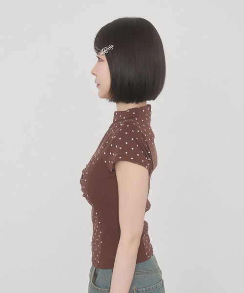 rumnel:(ルムネル)の「星柄フロントジップトップス / Star Print Front Zip Tops(Tシャツ/カットソー・レディース・ブラウン/ブラック・FREE)」の22枚目の写真