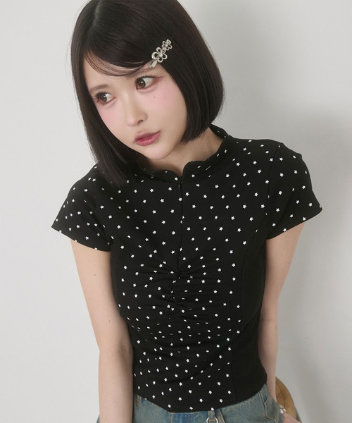 rumnel:(ルムネル)の「星柄フロントジップトップス / Star Print Front Zip Tops(Tシャツ/カットソー・レディース・ブラウン/ブラック・FREE)」の4枚目の写真
