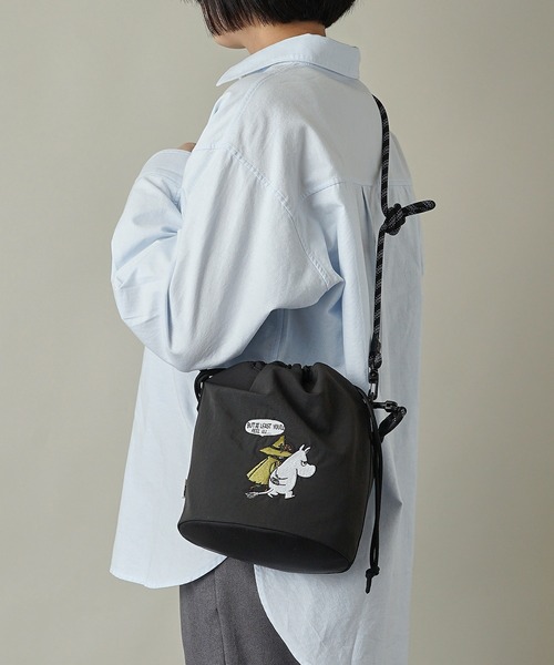 MOOMIN(ムーミン)の「【MOOMIN】(ムーミン) 軽量 撥水 ペットボトル500ml 長財布 収納可能 巾着 ハンドバッグ RMPK-05(ショルダーバッグ・レディース・ライトグレー/カーキ/チャコールグレー/ネイビー/ベージュ/レッド/パープル・ONE SIZE)」の17枚目の写真