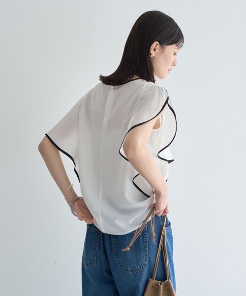 YECCA VECCA(イェッカヴェッカ)の「配色ラッフルスリーブブラウス(シャツ/ブラウス・レディース・ネイビー/サックスブルー/オフホワイト・FREE)」の19枚目の写真
