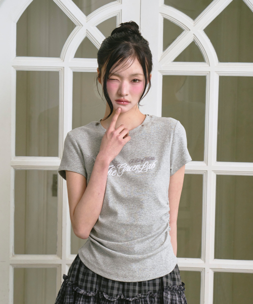 THE GREEN LAB（ザグリーンラボ）の「スタッドグラフィックシャーリング半袖Tシャツ[メランジグレー]（Tシャツ/カットソー・レディース・その他・FREE）」の2枚目の写真