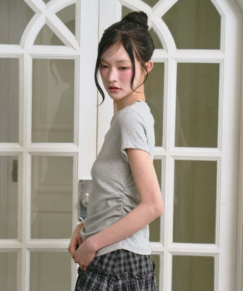THE GREEN LAB（ザグリーンラボ）の「スタッドグラフィックシャーリング半袖Tシャツ[メランジグレー]（Tシャツ/カットソー・レディース・その他・FREE）」の6枚目の写真