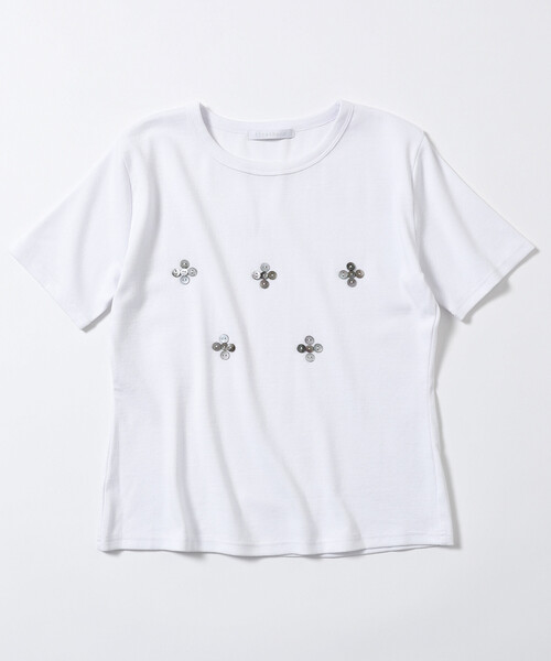 Firsthand(ファーストハンド)の「Firsthand/ファーストハンド シェルボタン フラワーモチーフ コットンモダール Tシャツ(Tシャツ/カットソー・レディース・ブラウン/ホワイト/ブラック/ネイビー・フリー)」の12枚目の写真