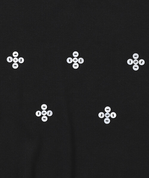 Firsthand(ファーストハンド)の「Firsthand/ファーストハンド シェルボタン フラワーモチーフ コットンモダール Tシャツ(Tシャツ/カットソー・レディース・ブラウン/ホワイト/ブラック/ネイビー・フリー)」の17枚目の写真