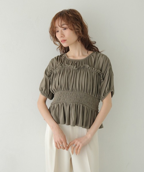 CLEIO（クレイオ）の「【CLEIO】ウエストシャーリングフリルプルオーバー WAIST SHIRRING FRILL PULLOVER（シャツ/ブラウス・レディース・ブラウン/チャコールグレー/アイボリー・FREE）」の6枚目の写真