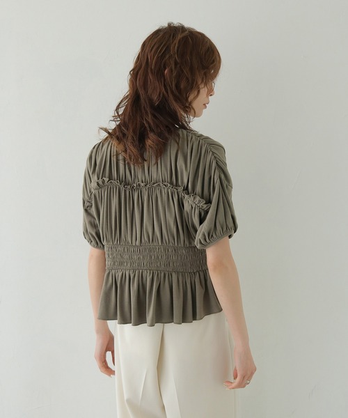 CLEIO（クレイオ）の「【CLEIO】ウエストシャーリングフリルプルオーバー WAIST SHIRRING FRILL PULLOVER（シャツ/ブラウス・レディース・ブラウン/チャコールグレー/アイボリー・FREE）」の9枚目の写真