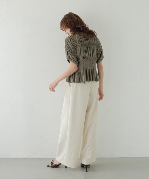 CLEIO（クレイオ）の「【CLEIO】ウエストシャーリングフリルプルオーバー WAIST SHIRRING FRILL PULLOVER（シャツ/ブラウス・レディース・ブラウン/チャコールグレー/アイボリー・FREE）」の16枚目の写真