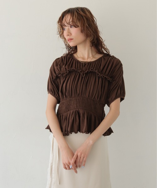 CLEIO（クレイオ）の「【CLEIO】ウエストシャーリングフリルプルオーバー WAIST SHIRRING FRILL PULLOVER（シャツ/ブラウス・レディース・ブラウン/チャコールグレー/アイボリー・FREE）」の19枚目の写真
