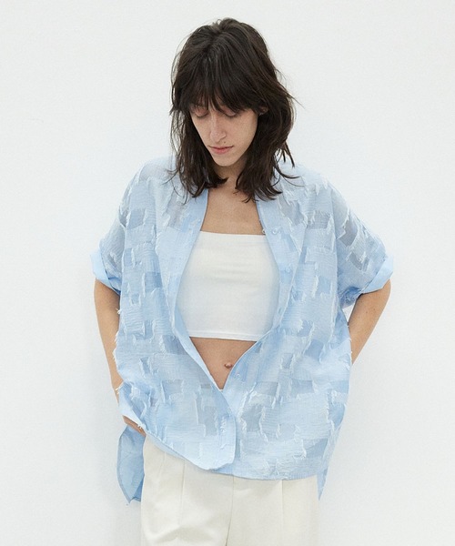 ROSE BUD(ローズバッド)の「(GENE HEAVENS)SHEER DOBBY S/S SHIRT(シャツ/ブラウス・レディース・ブラック/ベージュ/ブルー・ONE SIZE)」の4枚目の写真
