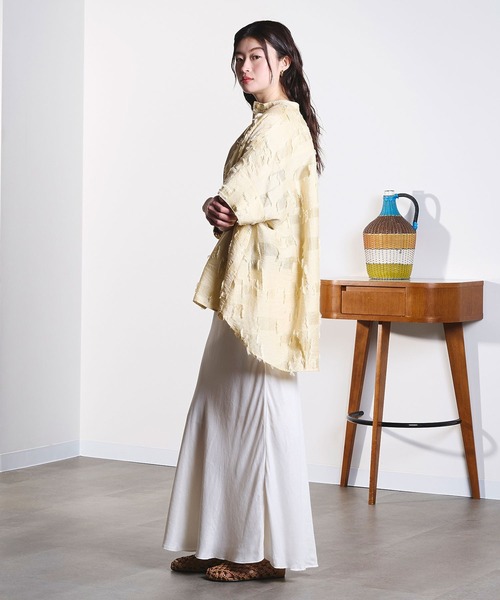 ROSE BUD(ローズバッド)の「(GENE HEAVENS)SHEER DOBBY S/S SHIRT(シャツ/ブラウス・レディース・ブラック/ベージュ/ブルー・ONE SIZE)」の16枚目の写真