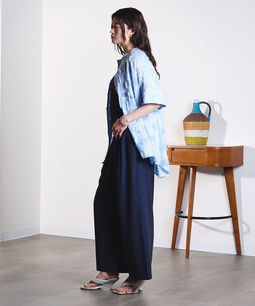 ROSE BUD(ローズバッド)の「(GENE HEAVENS)SHEER DOBBY S/S SHIRT(シャツ/ブラウス・レディース・ブラック/ベージュ/ブルー・ONE SIZE)」の21枚目の写真