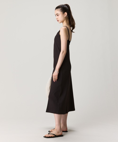 LACOSTE(ラコステ)の「ランダムピッチリブニット バックストラップデザインキャミワンピース(ワンピース・レディース・スカイブルー/ブラウン・38/36/40)」の9枚目の写真