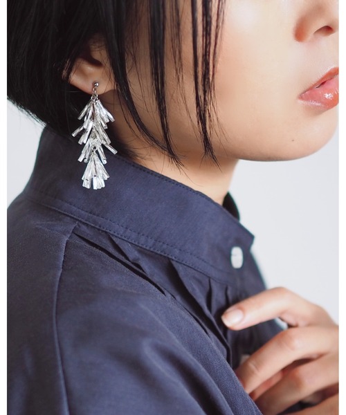 tone(トーン)の「【kanade】ビーズタッセルピアス(MA)(ピアス(両耳用)・レディース・シルバー/ブラック/ブラウン・FREE)」の7枚目の写真