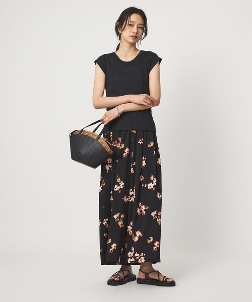 green label relaxing（グリーンレーベルリラクシング）の「ランダム ブライトリブ Uネック カットソー（Tシャツ/カットソー・レディース・モカ/レッド/ブラック/オフホワイト・FREE）」の15枚目の写真