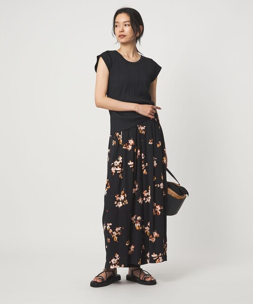 green label relaxing（グリーンレーベルリラクシング）の「ランダム ブライトリブ Uネック カットソー（Tシャツ/カットソー・レディース・モカ/レッド/ブラック/オフホワイト・FREE）」の16枚目の写真