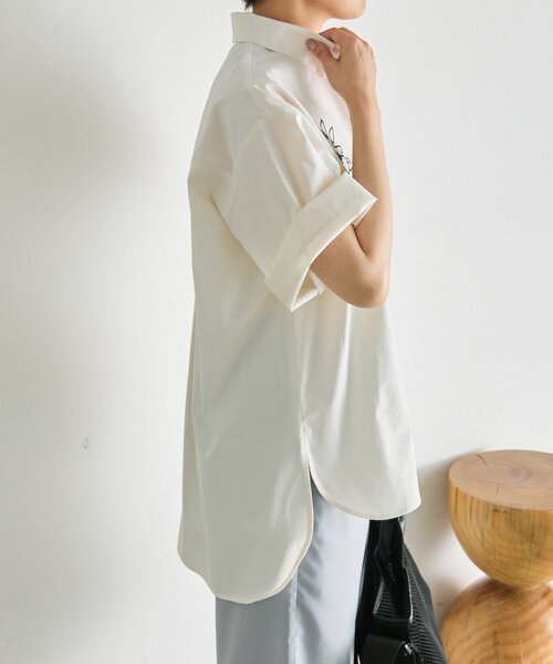 ear PAPILLONNER(イアパピヨネ)の「花柄刺繍半袖シャツ【SUM1 STYLE】(シャツ/ブラウス・レディース・ホワイト/ブラウン・FREE)」の5枚目の写真
