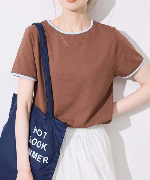 SLOBE IENA(スローブイエナ)の「《シリーズあり/12色展開》1dozen コンパクトリンガーTEE(Tシャツ/カットソー・レディース・スカイブルー/ブラウン/ブラック/レッド/ネイビー/ブラック系その他/サックスブルー/アイボリー/イエロー/ストーン/イエロー系その他/オートミール・FREE)」の5枚目の写真