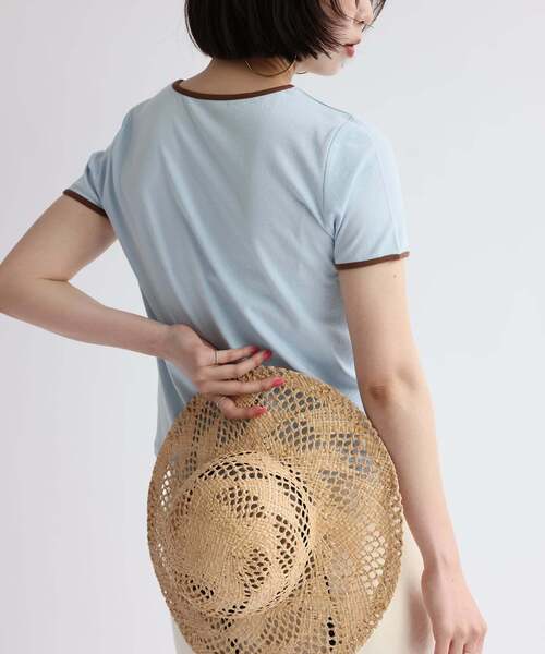 SLOBE IENA(スローブイエナ)の「《シリーズあり/12色展開》1dozen コンパクトリンガーTEE(Tシャツ/カットソー・レディース・スカイブルー/ブラウン/ブラック/レッド/ネイビー/ブラック系その他/サックスブルー/アイボリー/イエロー/ストーン/イエロー系その他/オートミール・FREE)」の9枚目の写真