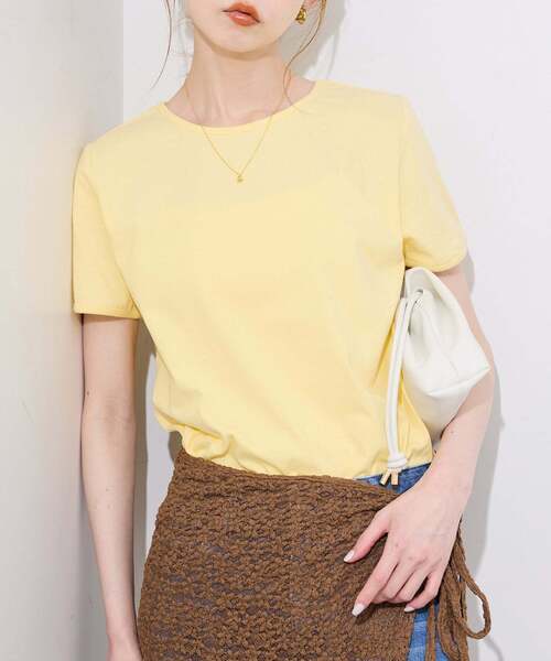 SLOBE IENA(スローブイエナ)の「《シリーズあり/12色展開》1dozen コンパクトリンガーTEE(Tシャツ/カットソー・レディース・スカイブルー/ブラウン/ブラック/レッド/ネイビー/ブラック系その他/サックスブルー/アイボリー/イエロー/ストーン/イエロー系その他/オートミール・FREE)」の10枚目の写真