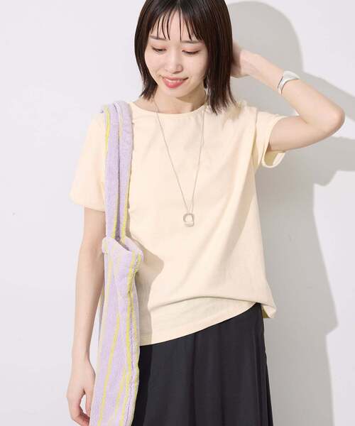 SLOBE IENA(スローブイエナ)の「《シリーズあり/12色展開》1dozen コンパクトリンガーTEE(Tシャツ/カットソー・レディース・スカイブルー/ブラウン/ブラック/レッド/ネイビー/ブラック系その他/サックスブルー/アイボリー/イエロー/ストーン/イエロー系その他/オートミール・FREE)」の2枚目の写真