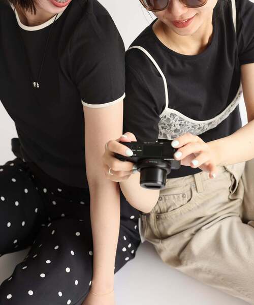 SLOBE IENA(スローブイエナ)の「《シリーズあり/12色展開》1dozen コンパクトリンガーTEE(Tシャツ/カットソー・レディース・スカイブルー/ブラウン/ブラック/レッド/ネイビー/ブラック系その他/サックスブルー/アイボリー/イエロー/ストーン/イエロー系その他/オートミール・FREE)」の17枚目の写真