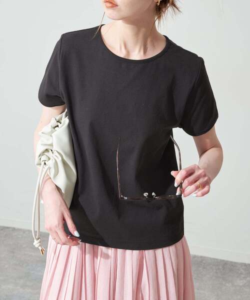 SLOBE IENA(スローブイエナ)の「《シリーズあり/12色展開》1dozen コンパクトリンガーTEE(Tシャツ/カットソー・レディース・スカイブルー/ブラウン/ブラック/レッド/ネイビー/ブラック系その他/サックスブルー/アイボリー/イエロー/ストーン/イエロー系その他/オートミール・FREE)」の19枚目の写真