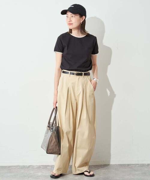 SLOBE IENA(スローブイエナ)の「《シリーズあり/12色展開》1dozen コンパクトリンガーTEE(Tシャツ/カットソー・レディース・スカイブルー/ブラウン/ブラック/レッド/ネイビー/ブラック系その他/サックスブルー/アイボリー/イエロー/ストーン/イエロー系その他/オートミール・FREE)」の22枚目の写真