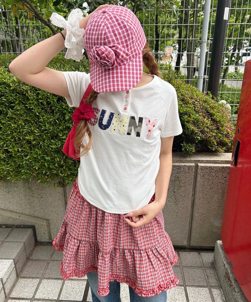 WC(ダブル シー)の「アソートボタンパッチワークロゴTシャツ(Tシャツ/カットソー・レディース・ホワイト/ブラウン/サックスブルー・FREE)」の5枚目の写真