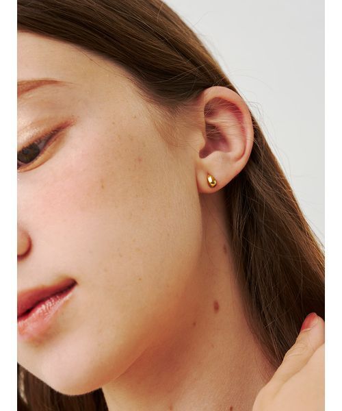 SOFER(ソフェル)の「ミニドロップピアス(ピアス(両耳用)・レディース・ゴールド/シルバー・F)」の15枚目の写真
