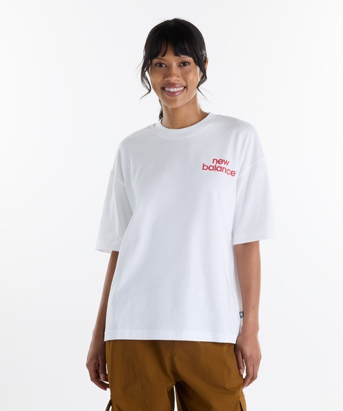 NEW BALANCE(ニューバランス)の「Intelligent ショートスリーブTシャツ(リラックス)(Tシャツ/カットソー・レディース・ホワイト/ブラック・SMALL/MEDIUM/LARGE/X-LARGE/XX-LARGE)」の2枚目の写真