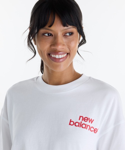 NEW BALANCE(ニューバランス)の「Intelligent ショートスリーブTシャツ(リラックス)(Tシャツ/カットソー・レディース・ホワイト/ブラック・SMALL/MEDIUM/LARGE/X-LARGE/XX-LARGE)」の4枚目の写真