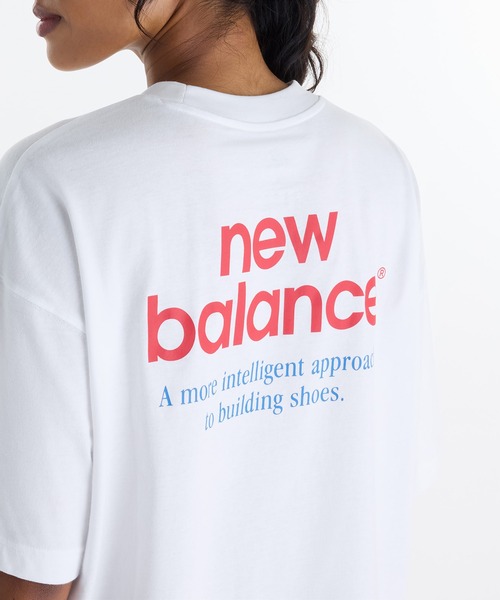 NEW BALANCE(ニューバランス)の「Intelligent ショートスリーブTシャツ(リラックス)(Tシャツ/カットソー・レディース・ホワイト/ブラック・SMALL/MEDIUM/LARGE/X-LARGE/XX-LARGE)」の5枚目の写真